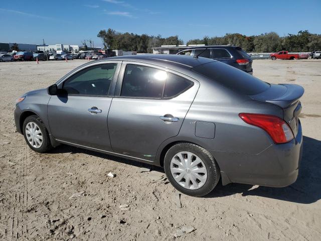 3N1CN7AP7HL826896 - 2017 NISSAN VERSA S GRAY photo 2