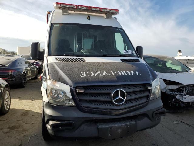 WDAPE7CDXGP267884 - 2016 MERCEDES-BENZ SPRINTER 2500 TWO TONE photo 5