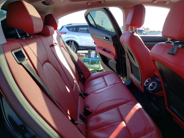 ZASPAKBN4L7C83828 - 2020 ALFA ROMEO STELVIO TI შავი ფოტო 11