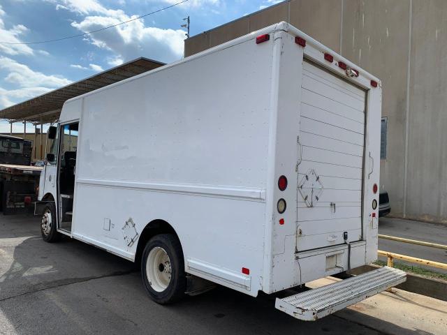 4UZAANBW44CN46736 - 2004 FREIGHTLINER CHASSIS M LINE WALK-IN VAN WHITE photo 3