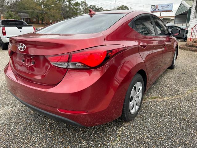 5NPDH4AE1GH690348 - 2016 HYUNDAI ELANTRA SE RED photo 4