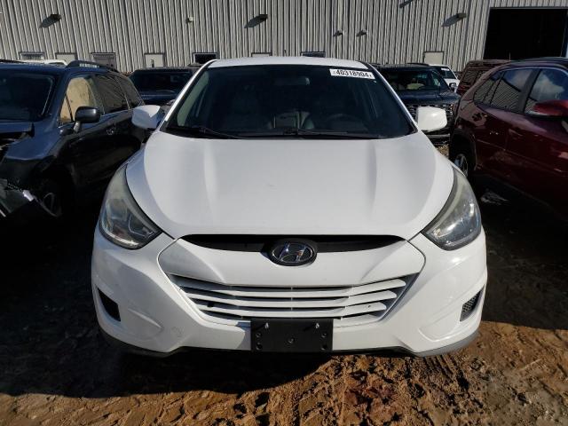 KM8JT3AF7FU115563 - 2015 HYUNDAI TUCSON GLS WHITE photo 5