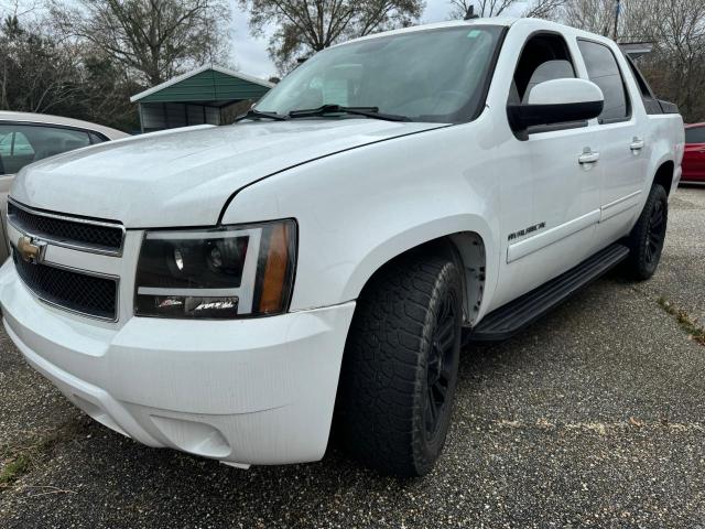 3GNNCFE00AG209929 - 2010 CHEVROLET AVALANCHE LT WHITE photo 2