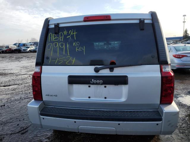 1J8HG48K48C229991 - 2008 JEEP COMMANDER SPORT Silber Foto 6