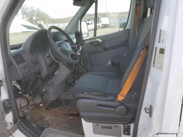 WD3PE8CB6B5583671 - 2011 MERCEDES-BENZ SPRINTER 2500 WHITE photo 7