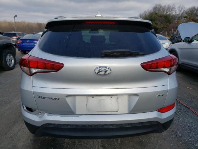 KM8J3CA46JU648351 - 2018 HYUNDAI TUCSON SEL SILVER photo 6