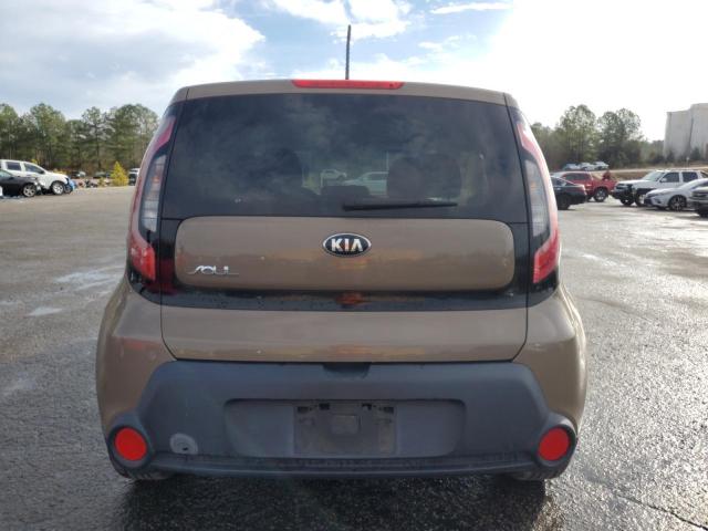 KNDJN2A26G7289937 - 2016 KIA SOUL TAN photo 6