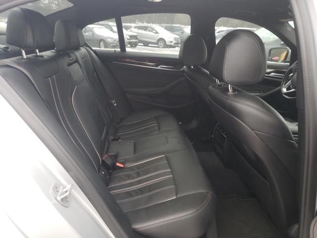 WBAJA7C5XKWW02595 - 2019 BMW 530 XI SILVER photo 10