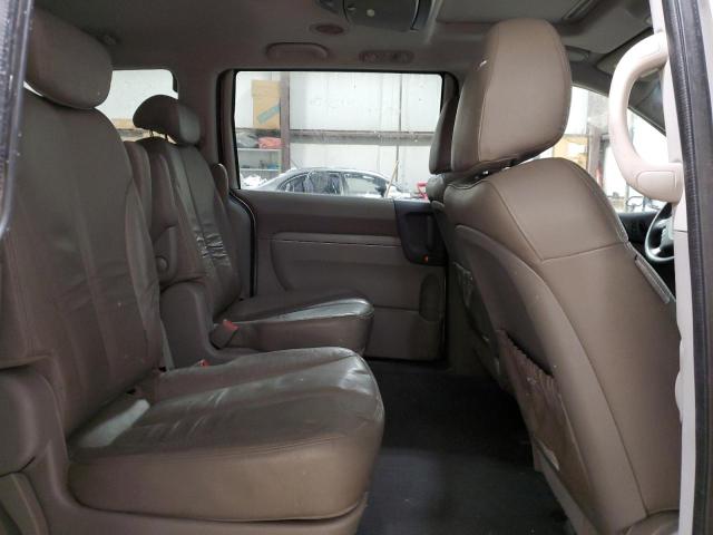 KNDMH4C3XA6338091 - 2010 KIA SEDONA EX SILVER photo 11