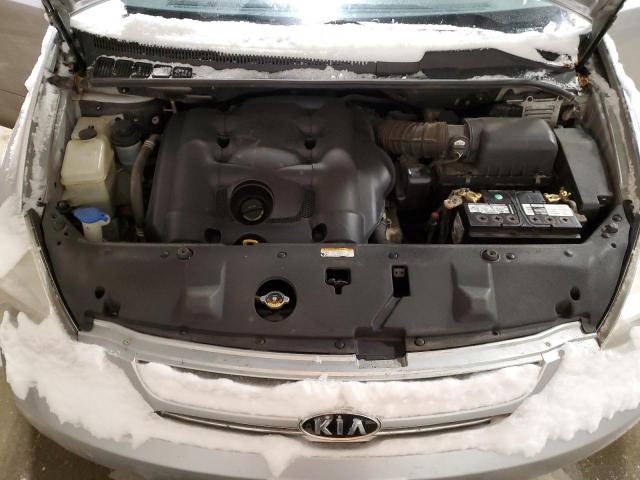 KNDMH4C3XA6338091 - 2010 KIA SEDONA EX SILVER photo 12