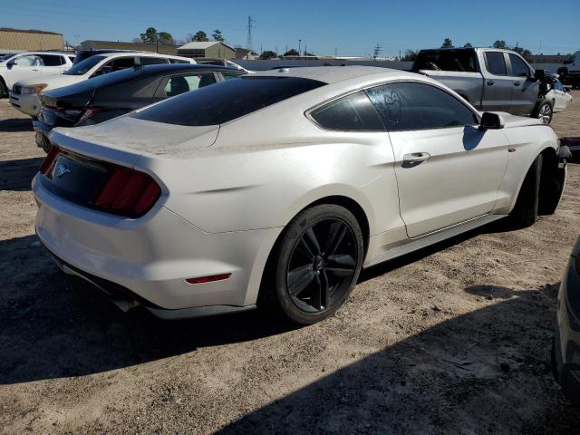 1FA6P8TH5H5231700 - 2017 FORD MUSTANG WHITE photo 3