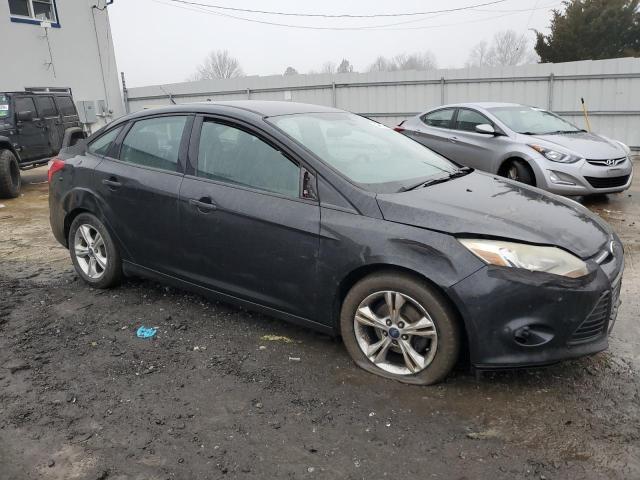 1FADP3F21DL111402 - 2013 FORD FOCUS SE BLACK photo 4