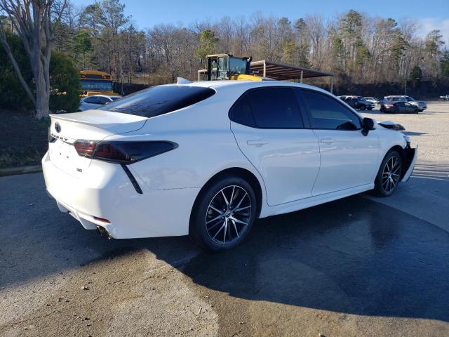 4T1G11AK2PU730475 - 2023 TOYOTA CAMRY SE NIGHT SHADE WHITE photo 3