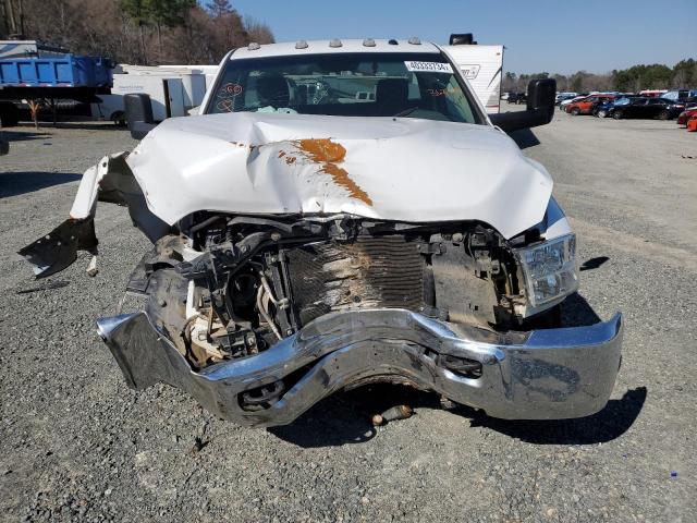 3C7WRTAL8JG362944 - 2018 RAM 3500 WHITE photo 12