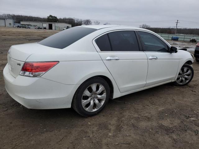 1HGCP3F86AA003747 - 2010 HONDA ACCORD EXL WHITE photo 3