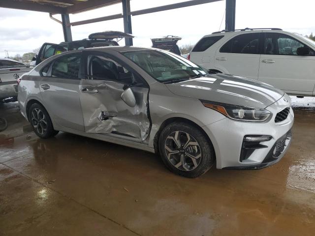 3KPF24AD2KE012027 - 2019 KIA FORTE FE SILVER photo 4