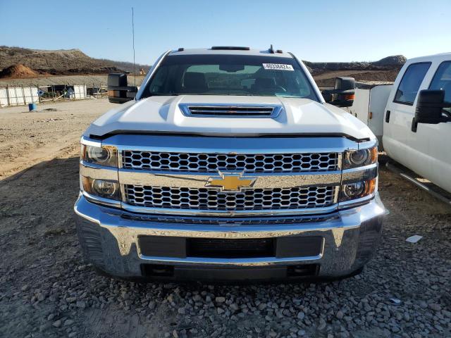 1GB4KVCY3KF142342 - 2019 CHEVROLET SILVERADO K3500 WHITE photo 5