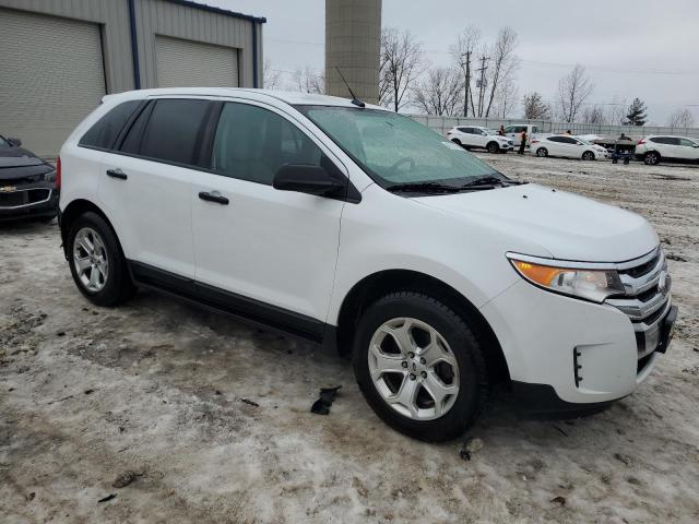 2FMDK3G90EBA69242 - 2014 FORD EDGE SE WHITE photo 4