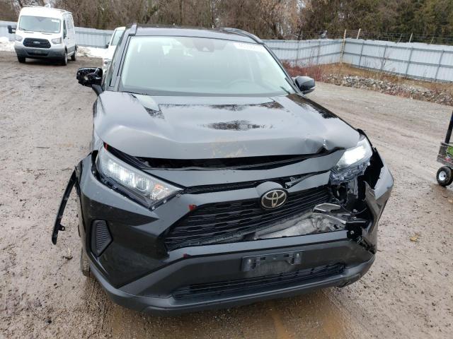 2T3B1RFV5KW014388 - 2019 TOYOTA RAV4 LE BLACK photo 5