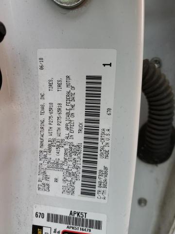 5TFUY5F17JX765951 - 2018 TOYOTA TUNDRA DOUBLE CAB SR/SR5 WHITE photo 12