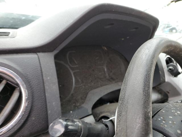 5TFUY5F17JX765951 - 2018 TOYOTA TUNDRA DOUBLE CAB SR/SR5 WHITE photo 9