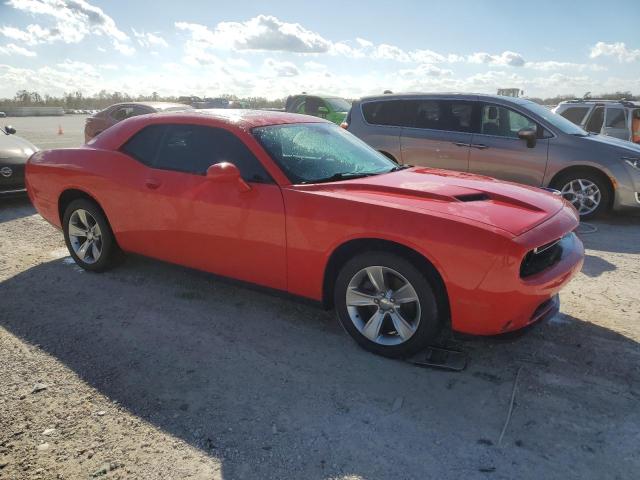 2C3CDZAG6FH878140 - 2015 DODGE CHALLENGER SXT RED photo 4