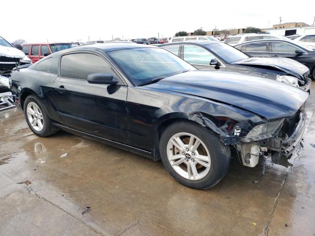 1ZVBP8AM4E5240972 - 2014 FORD MUSTANG BLACK photo 4