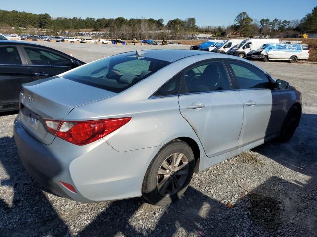 5NPEB4AC9EH851451 - 2014 HYUNDAI SONATA GLS SILVER photo 3