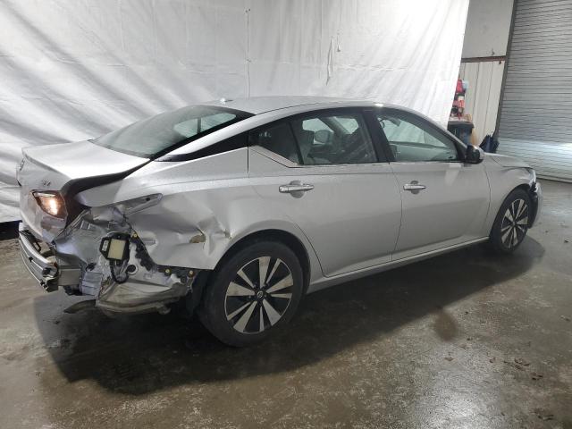 1N4BL4DV2NN315704 - 2022 NISSAN ALTIMA SV SILVER photo 3