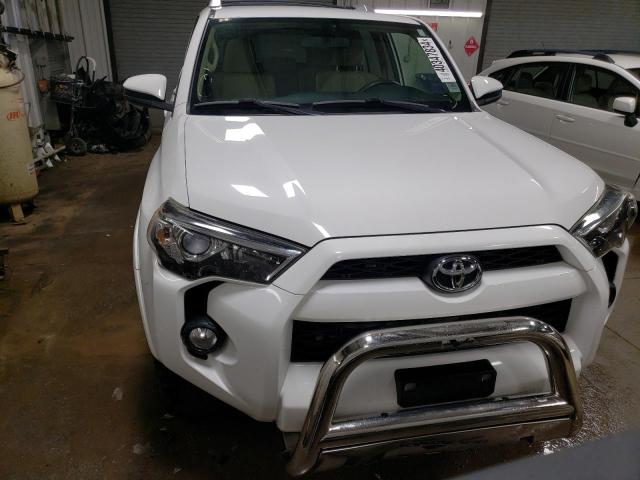 JTEBU5JR9E5176980 - 2014 TOYOTA 4RUNNER SR5 WHITE photo 5