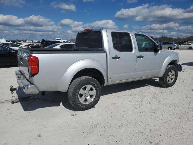 1N6AD0ER4BC420388 - 2011 NISSAN FRONTIER S SILVER photo 3
