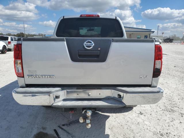 1N6AD0ER4BC420388 - 2011 NISSAN FRONTIER S SILVER photo 6