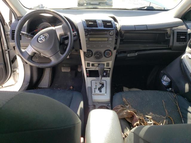 1NXBU4EE9AZ371771 - 2010 TOYOTA COROLLA BASE WHITE photo 8