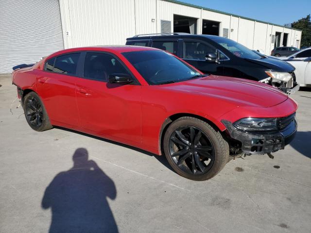 2C3CDXBG0GH292148 - 2016 DODGE CHARGER SE RED photo 4