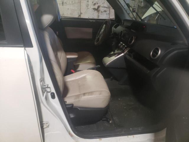 JTLZE4FE7DJ032547 - 2013 TOYOTA SCION XB Beyaz fotoğraf 7