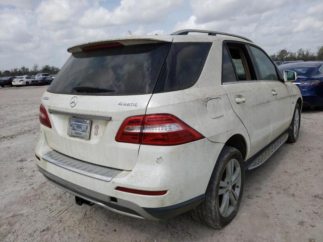 4JGDA5HB2CA054881 - 2012 MERCEDES-BENZ ML 350 4MATIC WHITE photo 4