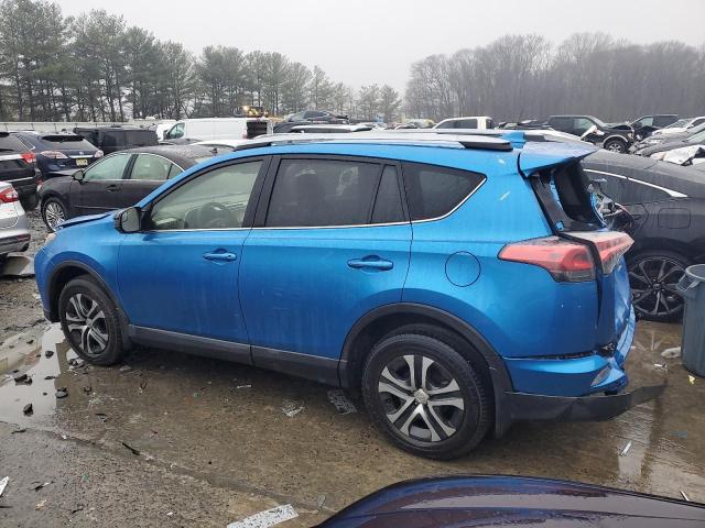 JTMBFREV9JJ739749 - 2018 TOYOTA RAV4 LE BLUE photo 2