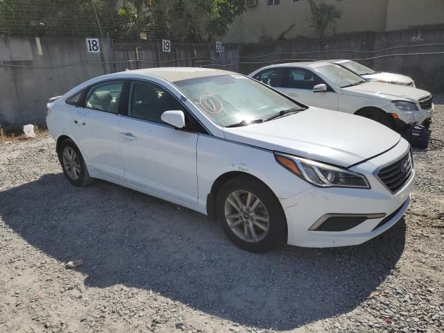 5NPE24AFXHH458976 - 2017 HYUNDAI SONATA SE WHITE photo 4