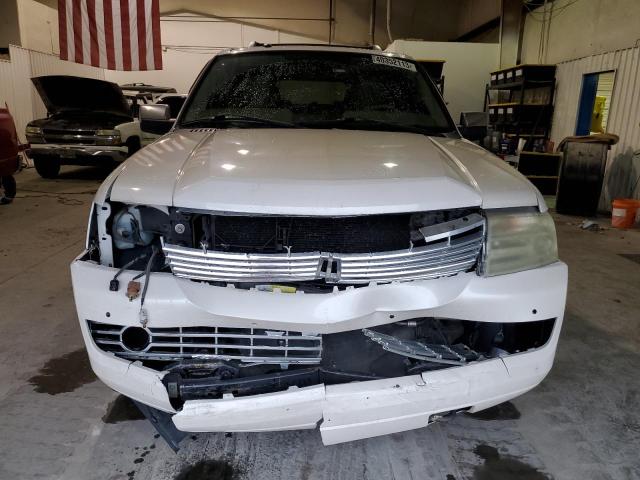 5LMJJ2J58AEJ01193 - 2010 LINCOLN NAVIGATOR 白色 照片 5