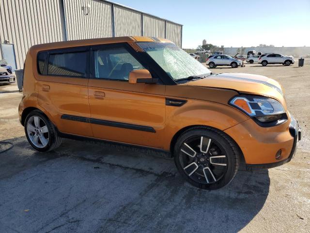 KNDJT2A2XA7104687 - 2010 KIA SOUL + ORANGE photo 4