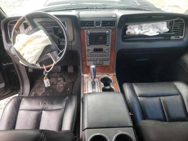 5LMJJ2J53DEL00141 - 2013 LINCOLN NAVIGATOR შავი ფოტო 8