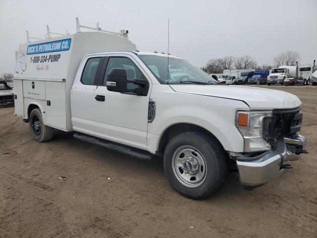 1FD8X3E68LEC60100 - 2020 FORD F350 SUPER DUTY WHITE photo 4