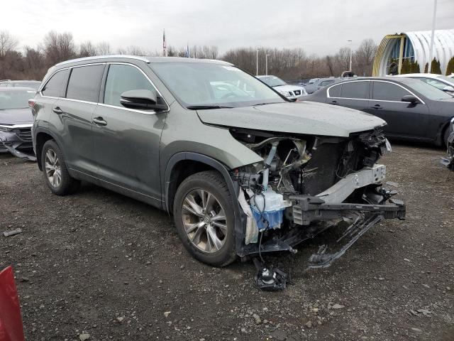 5TDJKRFH6FS219695 - 2015 TOYOTA HIGHLANDER XLE GRAY photo 4