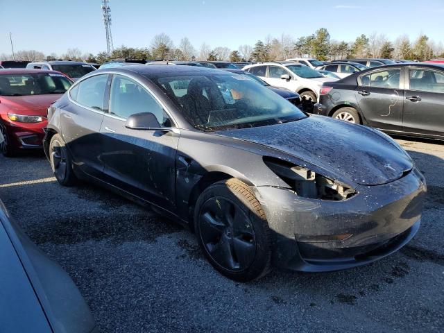 5YJ3E1EA1JF030455 - 2018 TESLA MODEL 3 CHARCOAL photo 4