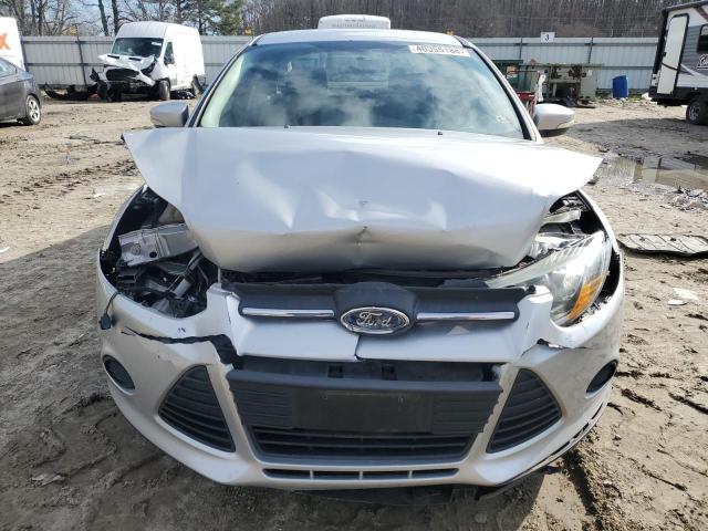 1FADP3F26DL240218 - 2013 FORD FOCUS SE SILVER photo 5