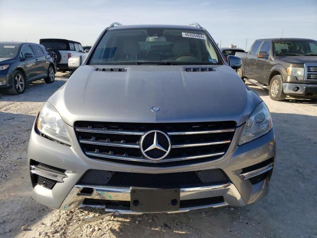 4JGDA7DB7CA057096 - 2012 MERCEDES-BENZ ML 550 4MATIC SILVER photo 5