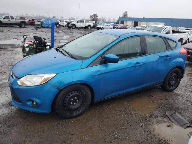 1FAHP3K24CL327203 - 2012 FORD FOCUS SE BLUE photo 1