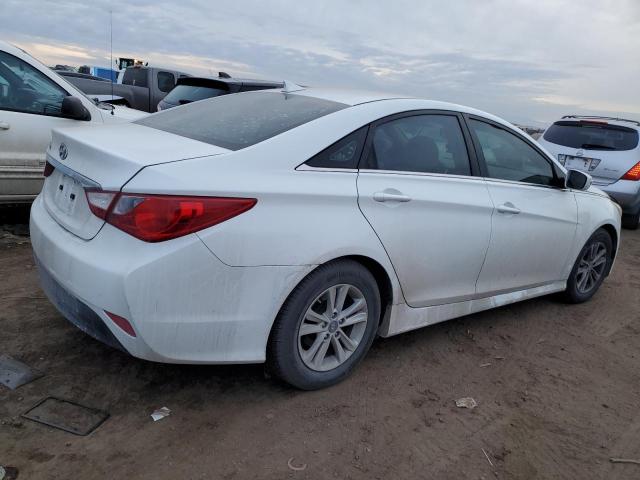 5NPEB4AC7EH822949 - 2014 HYUNDAI SONATA GLS WHITE photo 3