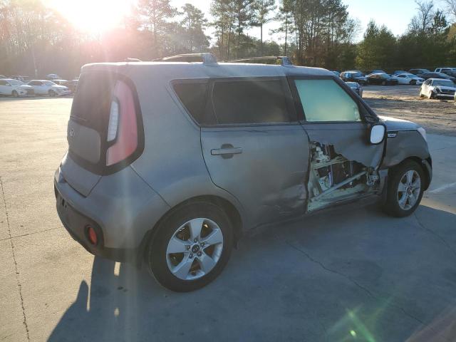 KNDJN2A23J7622747 - 2018 KIA SOUL SILVER photo 3