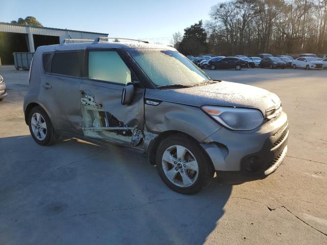 KNDJN2A23J7622747 - 2018 KIA SOUL SILVER photo 4